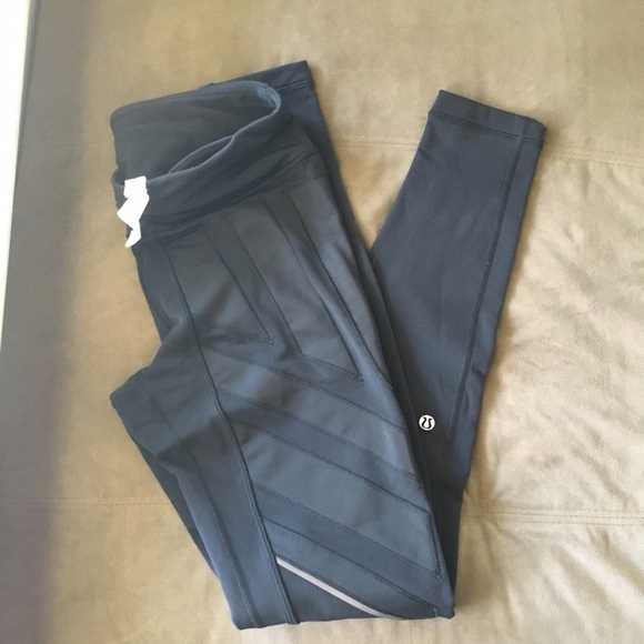 lululemon athletica Pants - Lululemon High waisted Moto leggings